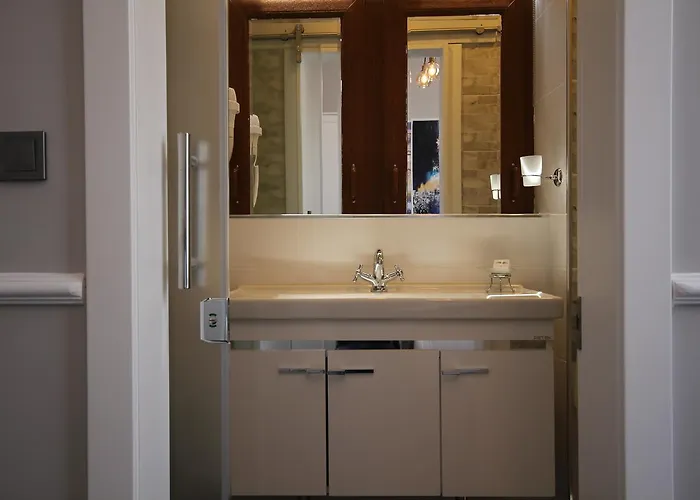 Naumpasa Konagi Hotel Istambul