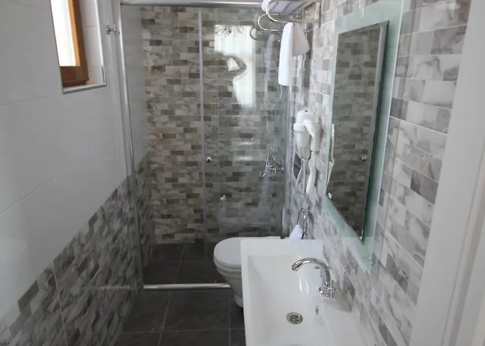 Naumpasa Konagi Hotel