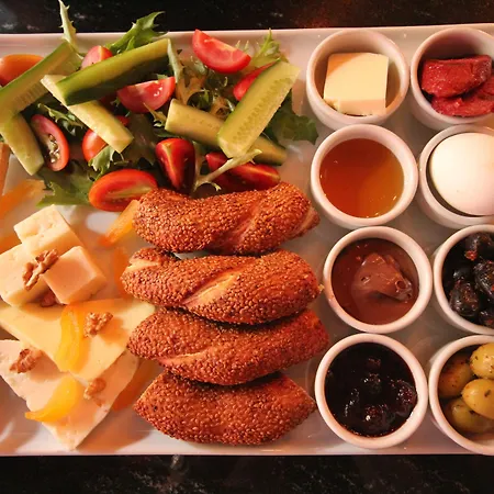 瑙帕萨科纳吉酒店 3*